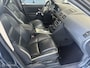 Volvo XC90 2.4 D5 R-Design YOUNGTIMER / 7-ZITS / LEER