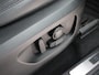 Land Rover Discovery Sport 2.0 Si4 4WD HSE Luxury (Trekhaak / Alarm / Pano / Camera / Carplay / Stuur- Stoelverw.)
