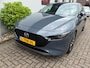 Mazda 3 Hatchback Skyactiv-G Hybrid 150pk Sportive/ 18 Inch velgen/ Adaptieve cruise/ Apple Carplay/ DAB/ Stoel + stuurwiel verwarming/ 1 Eigenaar/ Origineel NL/ NAP