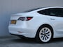 Tesla Model 3 Standard RWD Plus 60 kWh 325pk Automaat Autopilot / Navigatie / NL-Auto / 1e Eigenaar