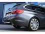 BMW 5-Serie Touring 530i High Executive | Adaptive Cruise | Pano | HUD | Memory | HiFi | Stoelverwarming | Trekhaak | Elektr. klep | Camera