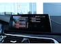 BMW 5-Serie Touring 530i High Executive | Adaptive Cruise | Pano | HUD | Memory | HiFi | Stoelverwarming | Trekhaak | Elektr. klep | Camera