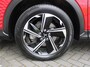 Mitsubishi Eclipse Cross 2.4 PHEV First Edition | Camera rondom | Stuur/stoelverwarming v+a | HUD | Winterset op LM | Dakdragers |
