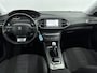 Peugeot 308 SW 1.5 BlueHDi Blue Lease Executive | Panoramisch glazendak | Vaste trekhaak 1400kg trekgewicht! | Achterruitrijcamera |