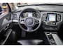 Volvo XC90 Recharge T8 AWD Inscription | Luchtvering | Adaptieve Cruise Control | Panoramadak | Trekhaak | 22" Velgen | Head-Up Display | Harman Kardon Audio |