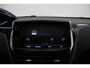 Peugeot 2008 1.2T 110pk Allure Peugeot 2008 1.2 PureTech Allure 110 Pk | Navigatie | Cruise Control | Climate Control | Panorama Dak | Lage Km-Stand | Electrische Ramen | LM-Velgen