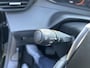 Peugeot 208 Hybrid 110 PK Allure Automaat € 5000,- DEMO VOORDEEL | NETTO DEAL | Hybride Elektrisch rijden met Automaat | Dodehoek detectie | Navigatie via Telefoon | Parkeercamera 360 graden | LED Verlichting | Apple Carplay/Android Auto | Lichtmetalen Velgen | Cruise & Climate Control |