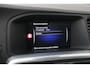Volvo S60 2.0 T3 R-Design | Schuif/Kanteldak | Stoelverwarming | 19 Inch | Camera | Trekhaak