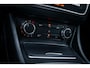 Mercedes-Benz GLA 200 White Art*AMG*PANO*CAMERA*TREKHAAK*