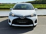 Toyota Yaris 1.3 VVT-i Business Plus stoelverw. navi, clima, camera
