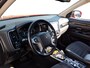 Mitsubishi Outlander 2.4 PHEV Intense+ | LMV | 1500 kg Trekgewicht | Camera | Clima |
