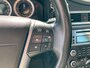 Volvo XC70 2.0 D3 FWD Momentum | Goed onderh. + Leder + Cruise + Clima nu € 4.975,-!!!