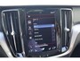 Volvo V60 B3 Momentum Advantage 163pk Geartronic | Leder | Camera | Cruise | LED | Stoelverwarming | DAB | Carplay