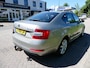Skoda Octavia 1.4 TSI 140pk 1e eigenaar Automaat Clima Navi Trekhaak 1500kg.