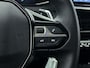 Peugeot 208 Allure Hybrid 100 pk Automaat | Navigatie | Achteruitrijcamera | Parkeersensoren Voor en Achter | Voorstoelen Verwarmd | LED Koplampen | Lederen Stuurwiel | Climate Control | Adaptieve Cruise Control | 16" Lichtmetalen Velgen | Apple Carplay/Android Auto |