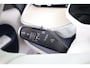 Volkswagen ID. Buzz 1st Max 77kWh 204 pk | Navigatie | Elektr. trekhaak | Parkeersensoren (Park assist) | Rondomzicht camera | Adaptieve cruise control | Stoelverwarming | Elektr. schuifdeuren |