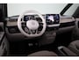 Volkswagen ID. Buzz 1st Max 77kWh 204 pk | Navigatie | Elektr. trekhaak | Parkeersensoren (Park assist) | Rondomzicht camera | Adaptieve cruise control | Stoelverwarming | Elektr. schuifdeuren |