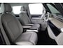 Volkswagen ID. Buzz 1st Max 77kWh 204 pk | Navigatie | Elektr. trekhaak | Parkeersensoren (Park assist) | Rondomzicht camera | Adaptieve cruise control | Stoelverwarming | Elektr. schuifdeuren |