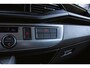 Volkswagen Transporter 2.0 TDI L2H1 30 DC Caravelle T6.1 150 PK DSG DUB/CAB