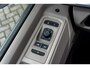 Volkswagen Multivan 1.4 218pk eHybrid L2H1 Life | SoH 96% | Panoramadak | Trekhaak | Adaptive Cruise