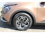 Kia Sportage 1.6-150pk T-GDi MHEV ComfortLine. Keurig nette Kia, trekgewicht 1.650kg ! Trekhaak, metallic lak, LM wielen,