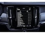 Volvo V90 2.0 T8 Plug-in hybrid AWD Plus Bright | Schuifdak | Trekhaak | 360 Camera | Stoel & Stuurverwarming | Dodehoek Sensoren | Lederen bekleding met geheugen |