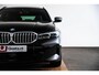 BMW 3-Serie Touring 330i M-sport - Trekhaak - Panoramadak - Head-up - Active Cruise Control - HiFi System - 19 inch