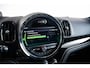 MINI Countryman 2.0 John Cooper Works ALL4 Chili Panoramadak - Head-up - Adaptive Cruise Control - Harman Kardon - Camera - Stoelverwarming - Navigatiesysteem - Park Assistant