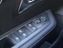 Peugeot e-208 Allure EV 3-FASEN 51kWh 156pk | APPLE CARPLAY / ANDROID AUTO | LONG RANGE | GRATIS WALLBOX | PARKEERHULP | CLIMA | ALL-SEASON BANDEN |
