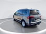 SEAT Alhambra 1.4 TSI 150pk DSG Style 7p. · Camera · Side Assist · Inklap. Trekhaak · Navigatie · Cruise Control · Elek. Inklapbare Spiegels · Spraakbediening ·