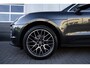 Porsche Macan 2.0 245 pk Sport-Chrono / 1e-Eigenaar/ Facelift-Model/ Lucht-Vering/ Pano-Dak/ Bose-Sound/ Stoel.Verw/ Stoel-Koeling/ Camera/ 21'' LMV
