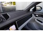 Porsche Macan 2.0 245 pk Sport-Chrono / 1e-Eigenaar/ Facelift-Model/ Lucht-Vering/ Pano-Dak/ Bose-Sound/ Stoel.Verw/ Stoel-Koeling/ Camera/ 21'' LMV