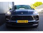 Porsche Macan 2.0 245 pk Sport-Chrono / 1e-Eigenaar/ Facelift-Model/ Lucht-Vering/ Pano-Dak/ Bose-Sound/ Stoel.Verw/ Stoel-Koeling/ Camera/ 21'' LMV