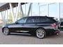 BMW 3-Serie Touring (g21) 330e 292PK AUTOMAAT SPORT LINE SHADOW LINE Live Cockpit Trekhaak | Navi | Leer | Sfeerverl. | Adapt.Cruise | Dab |