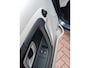 Skoda Fabia Combi 1.4-16V Ambiente, Airco, Elektrische ramen, Elektrische spiegels(verwarmbaar), Radio/CD/Aux, Cruise control, Bestuurderstoel in hoogte verstelbaar, Stuurwiel verstelbaar, Centrale vergrendeling met AB, Trekhaak, Originele NL auto, Goed onderhouden
