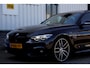 BMW 4-Serie Gran Coupe 440i 6 Cilinder 326PK M-Sport*NL-Auto*Perfect Onderh.*Dak/Carbon/H&K/ACC/HUD/360 Camera/Stoelverw./Elek. Klep/Keyless Entry+Go/Dodehoek/Rijstrook/LED/Memorie/DAB/Parkeersens.V+A/20 inch LM*