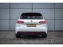 Volkswagen Touareg R 3.0 TSI 462pk eHybrid 4MOTION | Panoramadak | Luchtvering | Servosluiting | Trekhaak | 21'' LMV