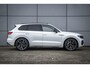 Volkswagen Touareg R 3.0 TSI 462pk eHybrid 4MOTION | Panoramadak | Luchtvering | Servosluiting | Trekhaak | 21'' LMV