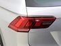 Volkswagen Tiguan 1.4 TSI eHybrid Life | Parkeerassistent | Keyless | Digital cockpit Pro | Achteruitrijcamera | Adaptieve cruise control | 3-zone airco | Navigatie |