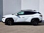 Hyundai Tucson 1.6 T-GDI HEV Premium Sky 230PK Automaat / Elektrisch Schuif/-Kanteldak / Lederen Bekleding / Elektrische Achterklep / Zwarte Lichtmetalen Winterset Tegen Meerprijs €599,-