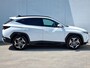 Hyundai Tucson 1.6 T-GDI HEV Premium Sky 230PK Automaat / Elektrisch Schuif/-Kanteldak / Lederen Bekleding / Elektrische Achterklep / Zwarte Lichtmetalen Winterset Tegen Meerprijs €599,-