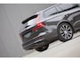 Volvo V60 2.0 T6 Plug-in hybrid AWD Plus Dark|H/K Audio|360 Camera|Leer|