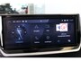 Peugeot 208 1.2 PureTech 75 Style | Navi | Parkeersensoren achter | Cruise control | Airco | DAB | Apple carplay |