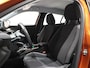 Peugeot e-2008 EV Active 50 kWh | 31.000km! | Navigatie | Apple Carplay/Android Auto | Parkeersensoren