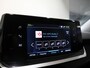 Peugeot e-2008 EV Active 50 kWh | 31.000km! | Navigatie | Apple Carplay/Android Auto | Parkeersensoren
