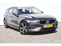 Volvo V60 B3 Essential Edition |  BLIS | Trekhaak | Stoel/Stuurverwarming |
