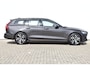 Volvo V60 B3 Essential Edition |  BLIS | Trekhaak | Stoel/Stuurverwarming |