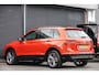 Volkswagen Tiguan 2.0Tdi 190Pk DSG7 4Motion | Highline | Panoramadak | 360° Camera | Head-Up display | Virtual Cockpit | Trekhaak | 19'' | Habanero Orange