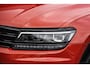 Volkswagen Tiguan 2.0Tdi 190Pk DSG7 4Motion | Highline | Panoramadak | 360° Camera | Head-Up display | Virtual Cockpit | Trekhaak | 19'' | Habanero Orange