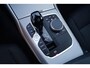 BMW 3-Serie Touring 318i Business Edition Autom 156PK Panodak Navi Camera LED Kopl Apple Carplay Clima 2x PDC LMV Trekh ENZ.